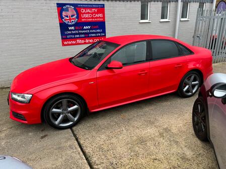 AUDI A4 2.0 TDI S line