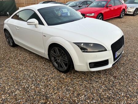 AUDI TT 2.0 TDI S line Special Edition